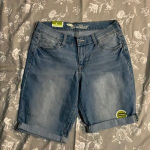 NWT Old Navy Bermuda Shorts